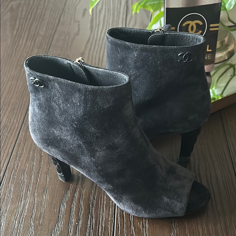 Chanel Authentic Black Suede Women's Ankle Boots - Picture 6 of 8